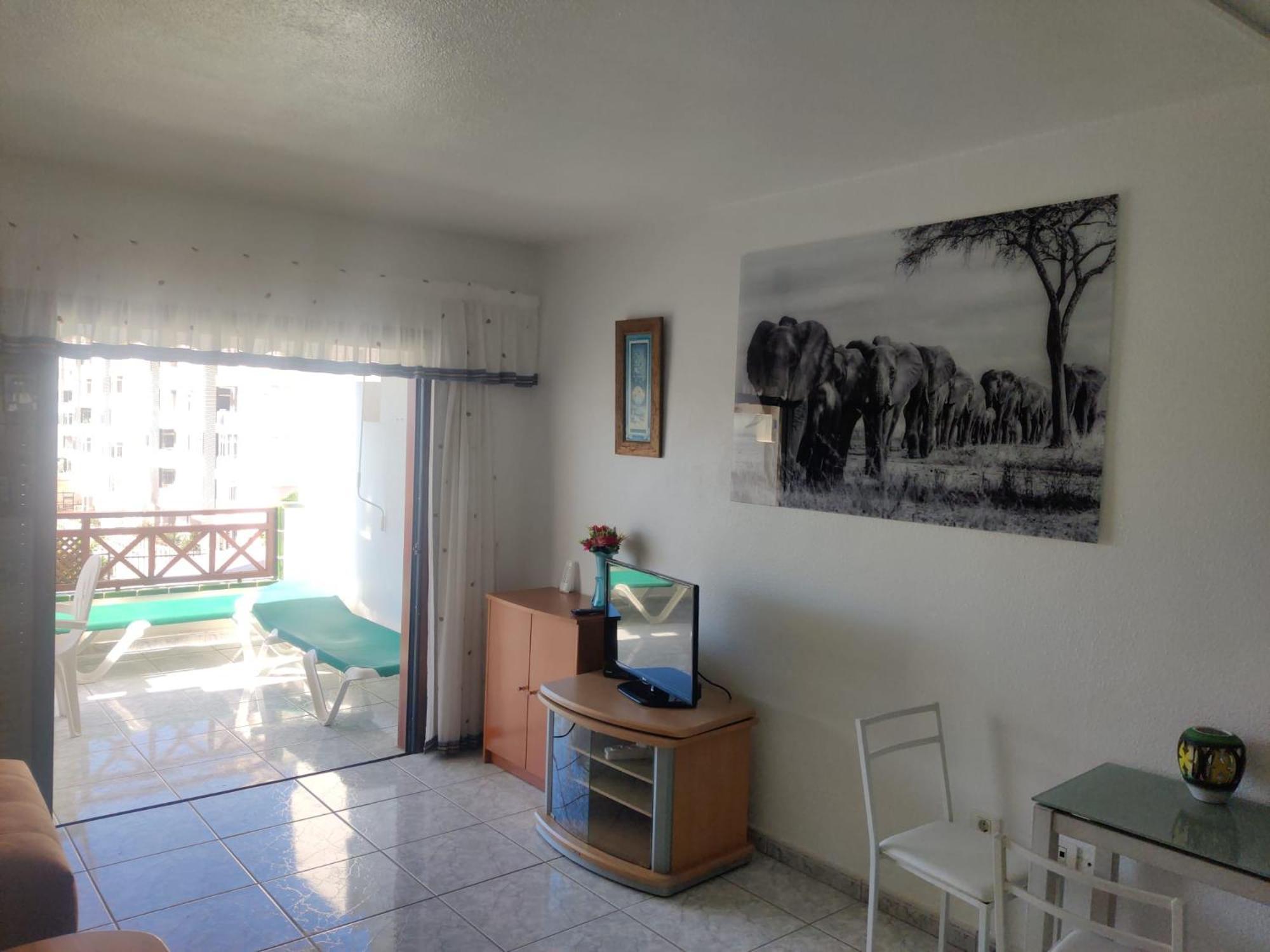 Victoria Court 2, Los Cristianos Guincho  Eksteriør bilde